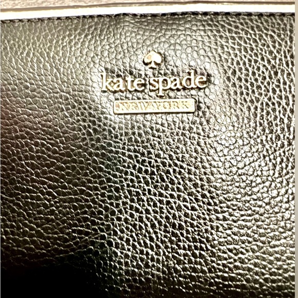 Kate Spade - EUC Black Pebbled Leather & White Trim Snap Wallet - 6.75β x 3.5β - Picture 2 of 9